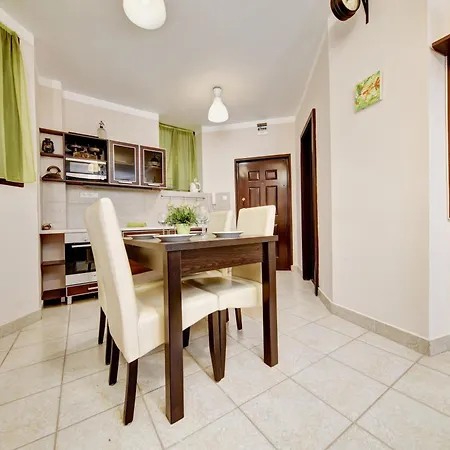 Daire Walk Fashionstreet Apartmnts