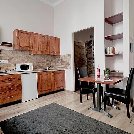 Daire Walk Fashionstreet Apartmnts